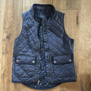 Gap quilted vest